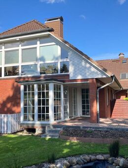 3- Zimmer Komfort Wohnung mit Sonnenterrasse und ca. 200 m² Gartennutzung - Tangstedt (Landkreis Stormarn)