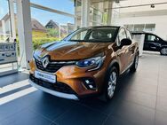 Renault Captur, TCe 140 INTENS, Jahr 2021 - Radeberg