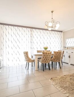 Modernisierte 3-Zimmer-Wohnung mit Balkon und Garage in Birkenfeld- Ihr neues Zuhause zum Wohlfühlen - Birkenfeld (Baden-Württemberg)