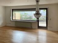 Offenbach-Bestlage: Großzügige 3-Zimmer Wohnung mit Terrasse und Garten! - Offenbach (Main)