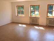 Helle 3-Zimmer Wohnung mit Blick ins Grüne in Allach ab 1. August - München