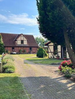 Traumhaftes Anwesen in Alleinlage mit Einfamilienhaus Badeteich und Nebengelass bei Krakow am See - Krakow (See)