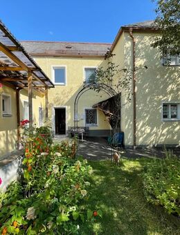Mehrfamilienhaus in zentraler Wohnlage von Wiesau zu verkaufen - Wiesau