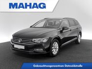 VW Passat Variant, 1.5 TSI BUSINESS, Jahr 2023 - München