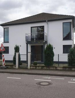 Neuwertige Stadtvilla in Kehl -Großzügig modern & bezugsfertig - Kehl