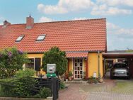 Doppelhaushälfte in Riesa, ruhig und grün gelegen, mit Carport, Garage, Zisterne, Wallbox und PV - Riesa