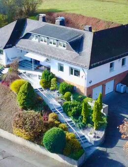 Naturnah wohnen - mit Weitblick und Raum zur Entfaltung in Steinperf - Gemünden (Felda)