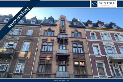 Zentrale, sanierte Beletage-Wohnung in historischem Altbau