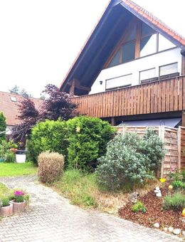 Vermieten oder selbst einziehen - 2 Zimmer Eigentumswohnung mit Terrasse und Garage in gepflegter Wohnanlage - Neukirchen (Sulzbach-Rosenberg)