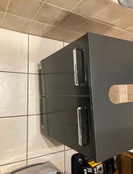 Waschbeckenunterschrank - Siegburg