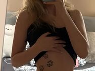 Sexdates mit hübscher Blondine Marry - Frankfurt (Main)