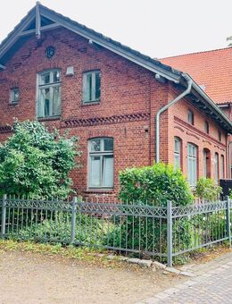 Aufwendig saniertes Baudenkmal am Hachedepark - Kapitalanlage mit drei Wohnungen - Geesthacht