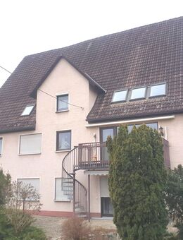 Großzügige 4-Zimmer-Wohnung mit Garage in Hohenstadt - Pommelsbrunn