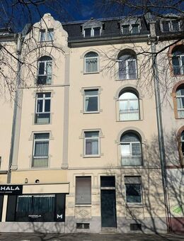 Helle Altbauwohnung mit sehr großem Garten und hochwertig saniertem Gemeinschaftseigentum – 3 Zimmer im Ostend / Bornheim PROVISIONSFREI direkt vom Ei - Frankfurt (Main)