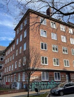 Sanierungsbedürftige 2 Zimmerwohnung in Kiel Gaarden - Kiel