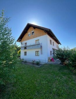 3-Familienhaus in guter Lage! - Kapitalanlage mit PV-Erträgen und Wertsteigerungspotenzial! - Plattling
