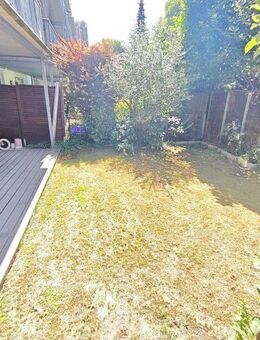 Nähe Henkel - Gepflegte Maisonette-Wohnung mit Garten und Balkon - Düsseldorf