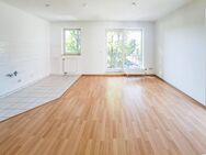 2-RAUM-WOHNUNG IM HERZEN VON MARKRANSTÄDT // mit Tageslichtbad, Balkon & TG-Stellplatz - Markranstädt