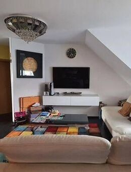 Dachgeschosswohnung in der Südstadt! - Nürnberg