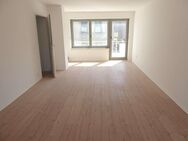 Fast komplett renovierte, teilsanierte Wohnung mit 4,5 Zimmern, 2 Balkonen und Garage - Burgschwalbach