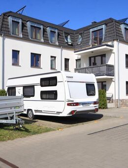Exklusive 2-Zimmer-Erdgeschosswohnung mit Balkon, Gärtchen u. Fahrstuhl in Finkenkruger Toplage - Falkensee