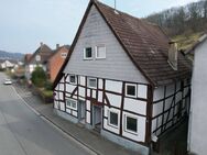 Dreifamilienhaus mit solider Rendite in Beverungen-Herstelle - Beverungen