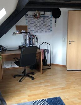 Möbliertes WG Zimmer in Weidenbach ab Oktober zu vermieten - Weidenbach (Bayern)