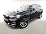 BMW X5 40i 333 S tronic XLine SHZ Pano AHK... - Selent