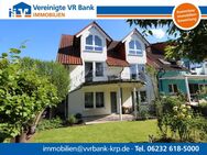 Hochwertig ausgestattetes Zweifamilienhaus - Reilingen