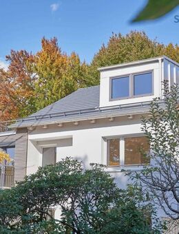 Kein Haus von der Stange! Kernsanierte DHH mit Neu-Anbau - Geretsried