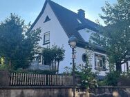 Reihenendhaus mit großzügigem Garten und kleiner Terrasse in Lüdenscheid… (Nähe „Kluser Platz“) - Lüdenscheid