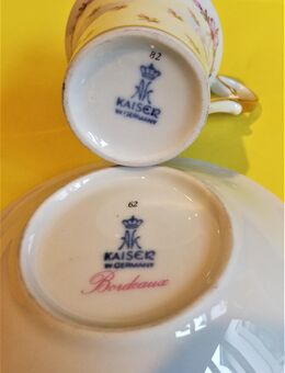 AK Kaiser Porzellan Mokkatasse mit Untertasse (Porzellan) - Aachen