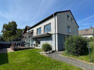 EFH mit ELW/FeWo bzw. 2 ETW in Winterberg-Hildfeld! - Winterberg