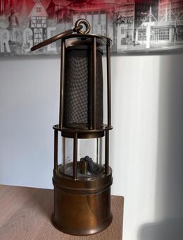 Historische Grubenlampe - Essen