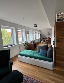 Neuwertige Maisonette-Wohnung mit Küche - Bielefeld