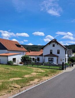 Einfamilienhaus mit Scheune und Garage - Moorgrund