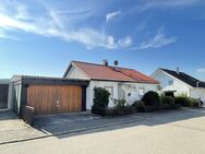 Charmantes Wohnhaus mit PV-Anlage, große Garage+Carport - Meßkirch