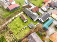Sofort frei: 3-Seiten-Hof (Bauernhof), mit diversen Nebengebäuden (Stall und Scheune) - zu verkaufen - Sinzing