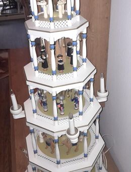 Weihnachtspyramide - Frankfurt (Main) Sachsenhausen-Nord