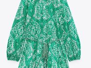 NEU * Romantik * Blumen * Blüten * Flower- Power * Paisley-Ornamente * BOHO * Baby- Doll * Volant * Hemdblusen * Mini- Kleid oder Long Tunika "ZARA" Gr. 38- 40/ S- M * grün * weiß * - Riedlingen