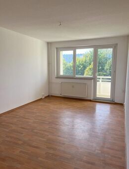 Maxim-Gorki-Str. 8 2.OG links - Stralsund