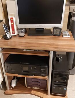 PC-Set - Computertisch (Nussbaum), Rechner, Monitor oder einzeln - Köln