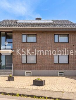 Doppeltes Glück: 2-geschossiges Wohnhaus mit 2 Wohneinheiten und 2 Garagen. - Erftstadt