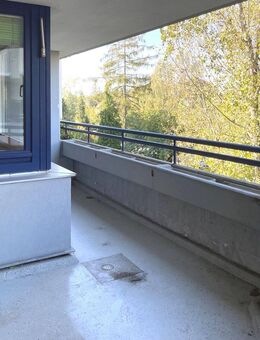 Bezugsfreie 2-Zimmer-Wohnung mit Lift, West-Balkon und TG-Stellplatz in ruhiger Wohnlage! - Berlin