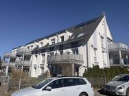 Gehobene 2-Zimmer-Studio-Wohnung mit Loggia – wie neu! - 75 m² - KfW 70 - Solar - Baujahr 2013 - Aufzug - TG-Stellplatz - Kellerabteil - Feucht