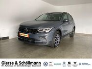 VW Tiguan, 1.5 TSI Life, Jahr 2021 - Schmallenberg