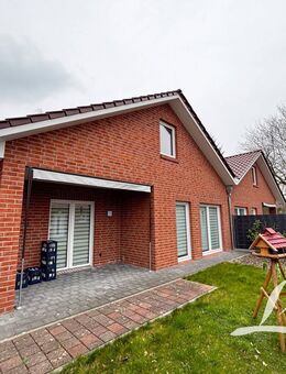 +++ Kapitalanlage - Freiwerdende - neuwertige Doppelhaushälfte mit Carport in ruhiger Lage in Bockhorn! +++ - Bockhorn (Niedersachsen)