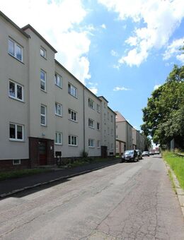 Frisch sanierte, gemütliche 2-Raum Wohnung sucht neuen Mieter! - Altenburg