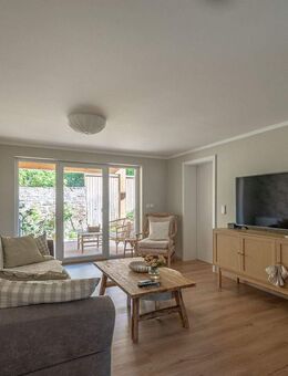 Attraktive Kapitalanlage - kernsaniertes Mehrfamilienhaus mit 3 Wohneinheiten! - Holzminden