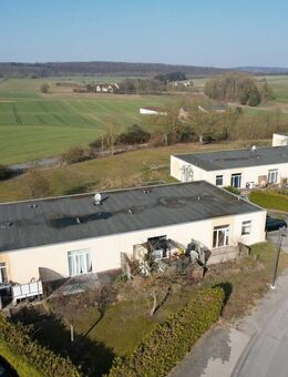 Attraktive Kapitalanlage: Drei modernisierte Mehrfamilienhäuser mit ca. 985 m² Wohnfläche - Brakel